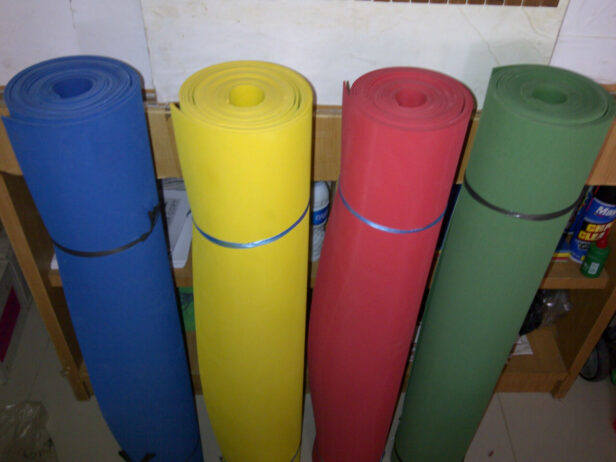 _Jual_Rubber_Flooring_Untuk_Lantai_lapangan_futsal_di_Bekasi (2)